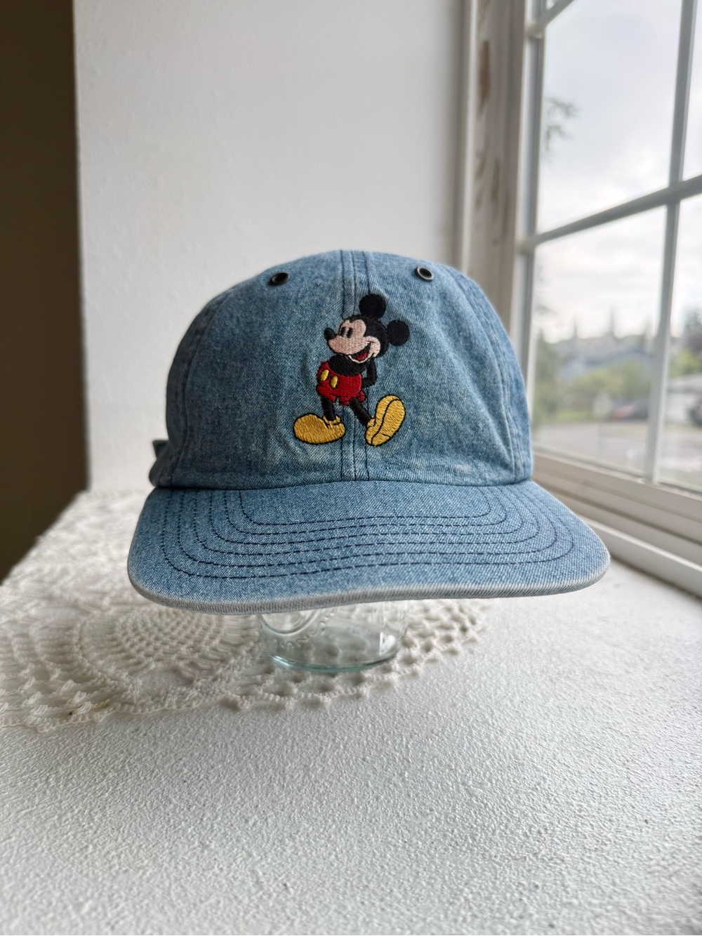 Vintage Y2K Disney Mickey denim dad hat 🐭💙